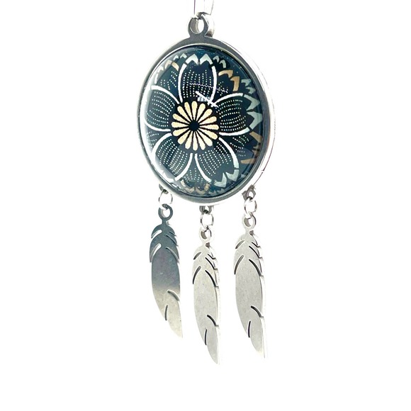 Dreamy Daisy Feather Dreamcatcher Necklace - Picture 8 of 11